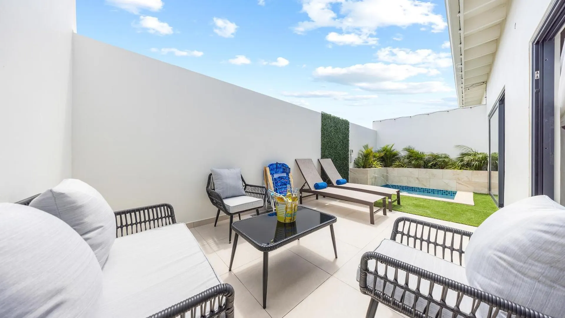 Apartamento Charming 2 Bedroom Oasis In Oranjestad By Bocobay